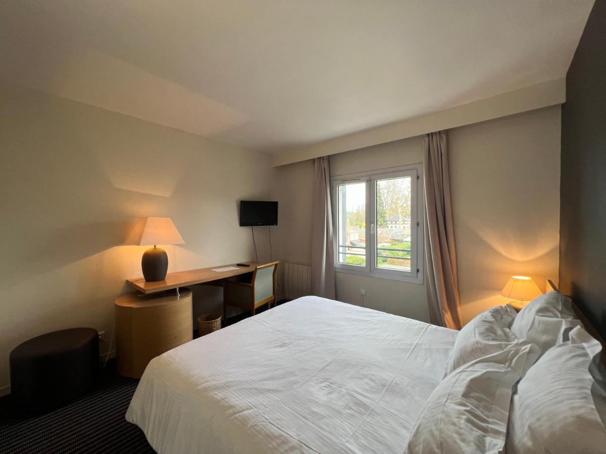 Hotel Le Pre Saint Germain Louviers Exterior foto