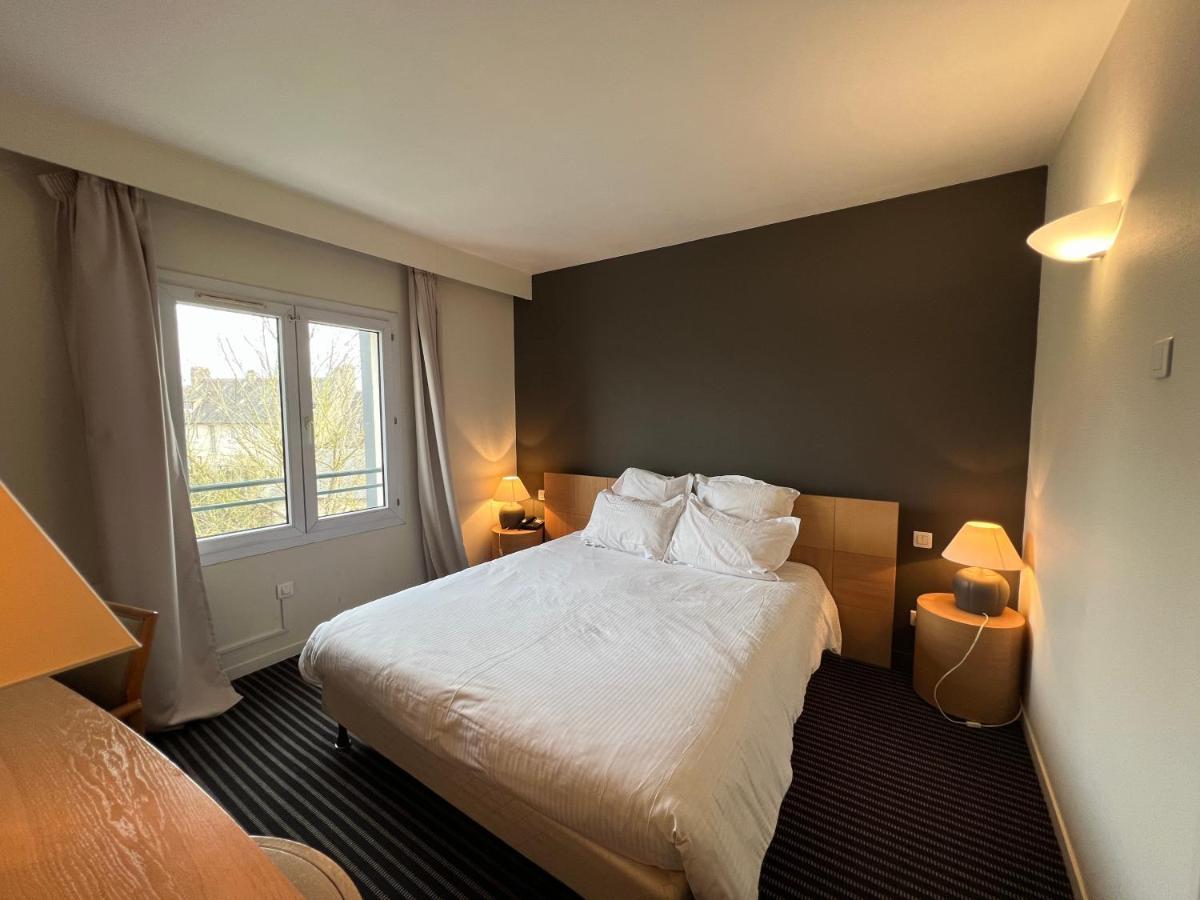 Hotel Le Pre Saint Germain Louviers Exterior foto