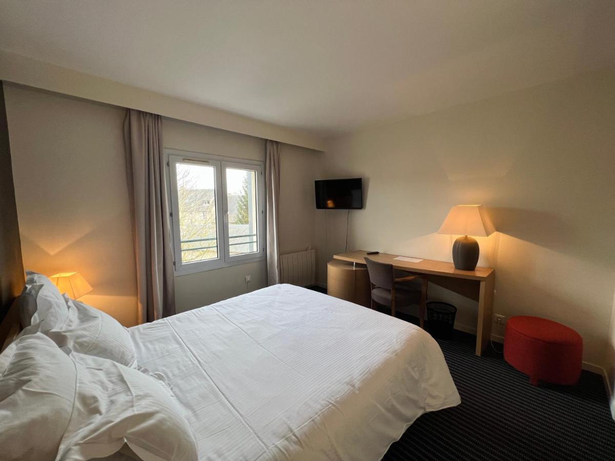 Hotel Le Pre Saint Germain Louviers Exterior foto