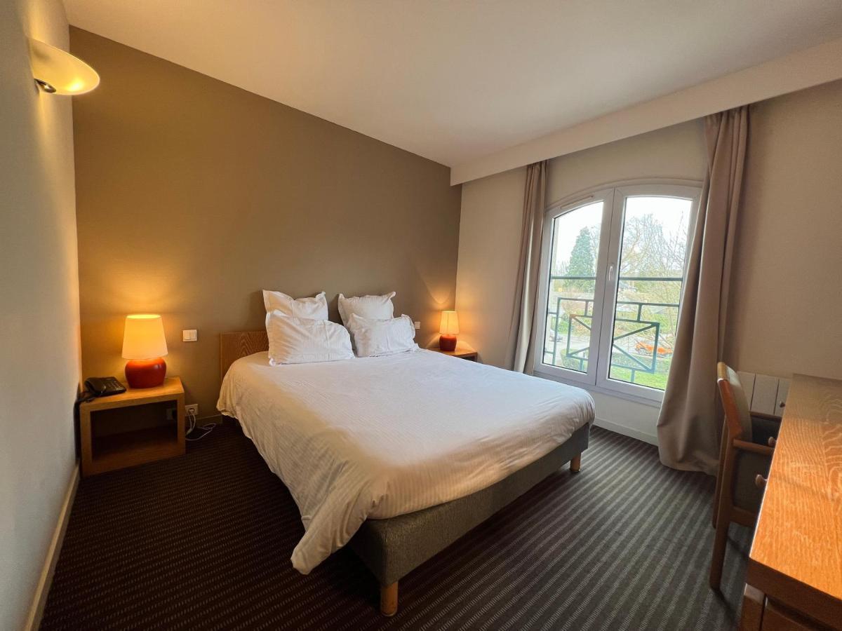 Hotel Le Pre Saint Germain Louviers Exterior foto